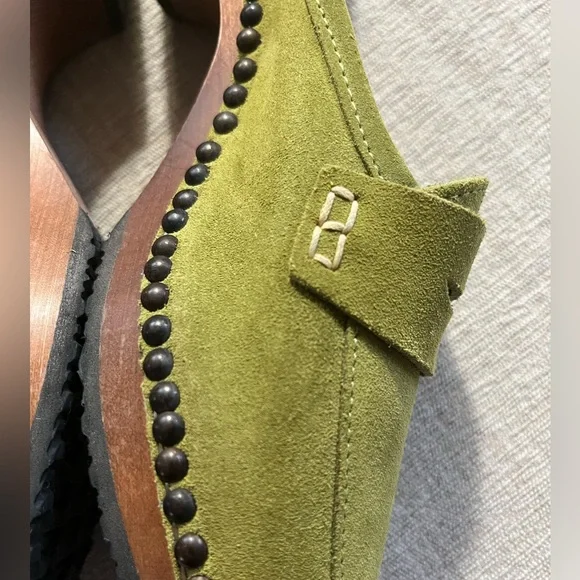 EUC Michael Kors Green Suede Clogs. Women's Size: 9. - Picture 7 of 12